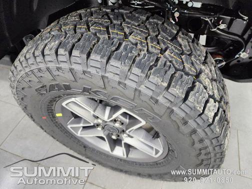 2026 Jeep Gladiator Mojave X 4x4