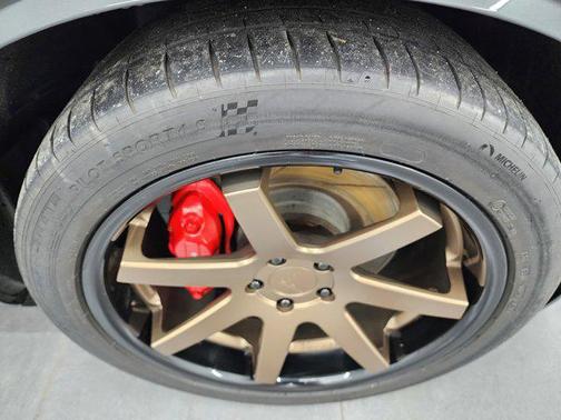 2010 Dodge Challenger SRT8