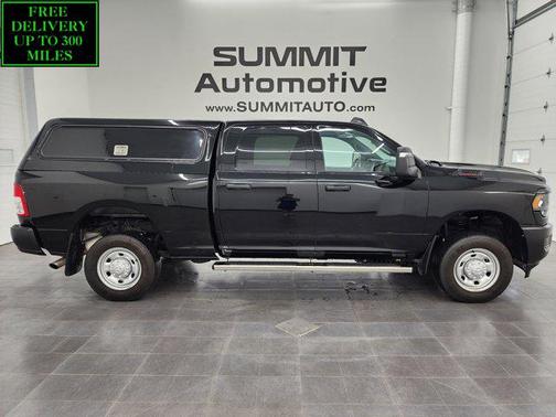 2024 RAM 2500 Tradesman Crew Cab 4x4 6'4' Box