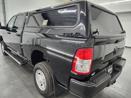 2024 RAM 2500 Tradesman Crew Cab 4x4 6'4' Box