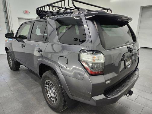 2020 Toyota 4Runner TRD Off Road