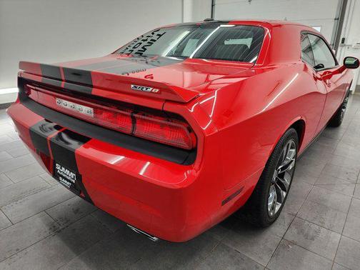 2014 Dodge Challenger SRT8