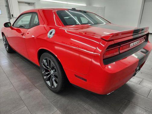 2014 Dodge Challenger SRT8