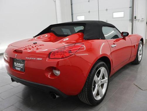 Aggressive (Victory Red) 2007 Pontiac Solstice GXP