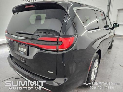 2026 Chrysler Pacifica L