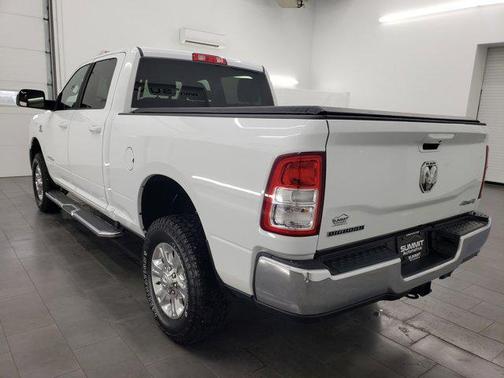 Bright White Clearcoat 2022 RAM 2500 Big Horn Crew Cab 4x4 6'4' Box