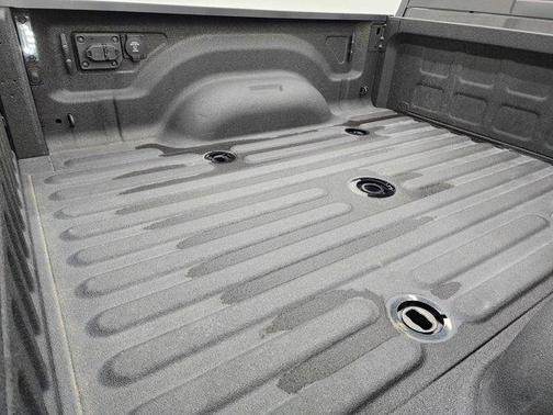 2024 RAM 3500 Laramie Crew Cab 4x4 6'4' Box