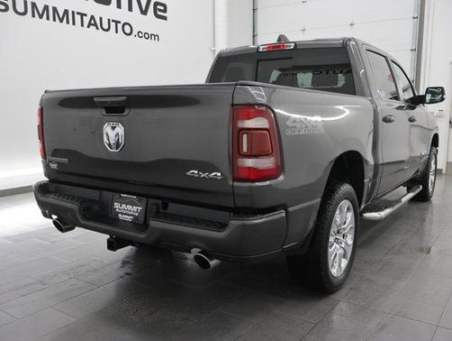Granite Crystal Metallic Clearcoat 2020 RAM 1500 Big Horn/Lone Star