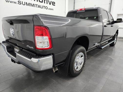 2022 RAM 3500 Tradesman Crew Cab 4x4 8' Box