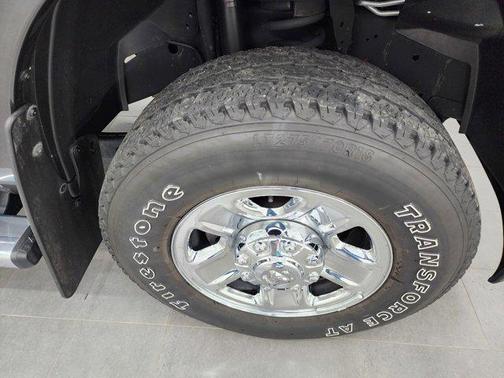 2022 RAM 3500 Tradesman Crew Cab 4x4 8' Box