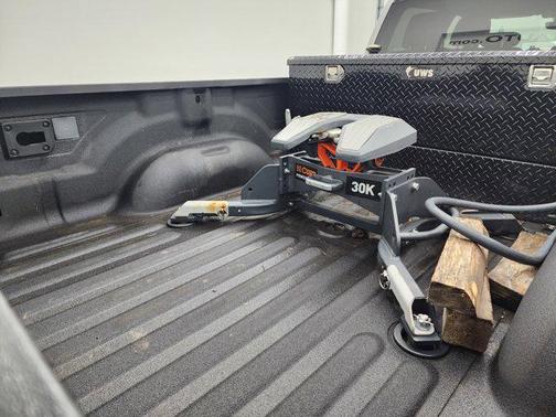 2023 RAM 3500 Big Horn Crew Cab 4x4 8' Box