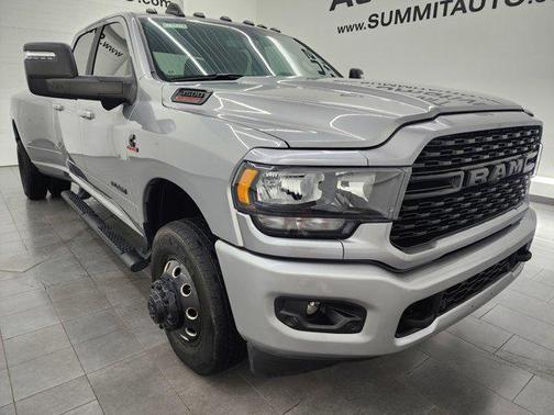 2023 RAM 3500 Big Horn Crew Cab 4x4 8' Box