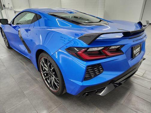 2024 Chevrolet Corvette Stingray w/2LT