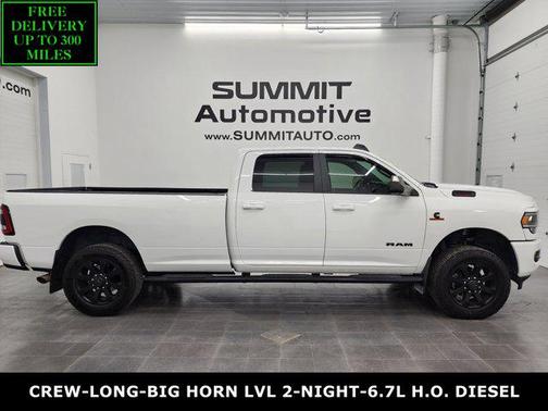 2020 RAM 3500 Big Horn Crew Cab 4x4 8' Box