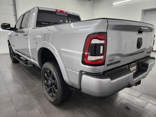 2022 RAM 2500 Laramie Crew Cab 4x4 6'4' Box