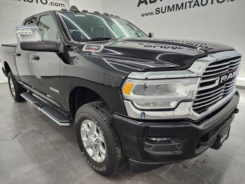 2023 RAM 2500 Laramie Crew Cab 4x4 6'4' Box