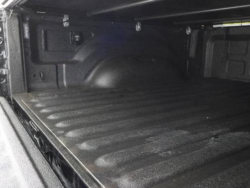 Diamond Black Crystal Pearlcoat 2022 RAM 2500 Big Horn Crew Cab 4x4 6'4' Box