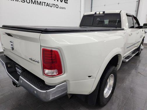2018 RAM 3500 Laramie Crew Cab 4x4 8' Box