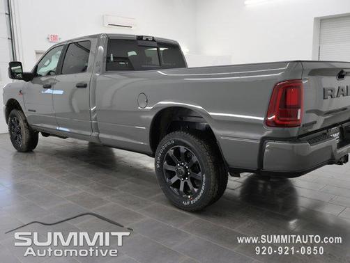 2026 RAM 3500 Big Horn Crew Cab 4x4 8' Box