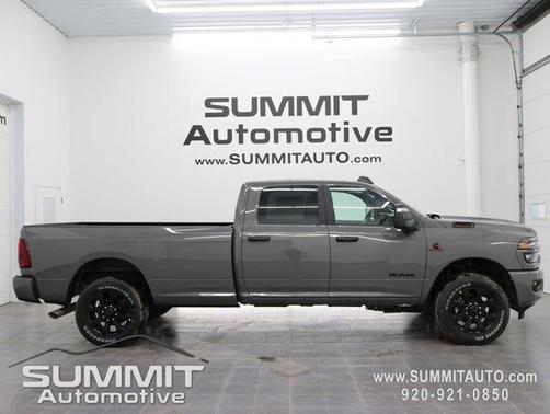 2026 RAM 3500 Big Horn Crew Cab 4x4 8' Box