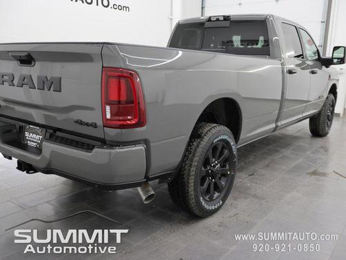 2026 RAM 3500 Big Horn Crew Cab 4x4 8' Box