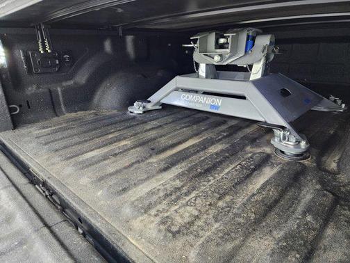 2024 RAM 3500 Big Horn Crew Cab 4x4 8' Box