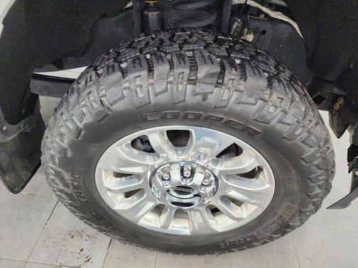 2022 Ford F-350 Limited