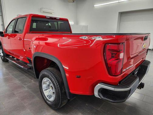 2022 Chevrolet Silverado 3500 LT