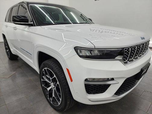 2022 Jeep Grand Cherokee 4xe Summit Reserve
