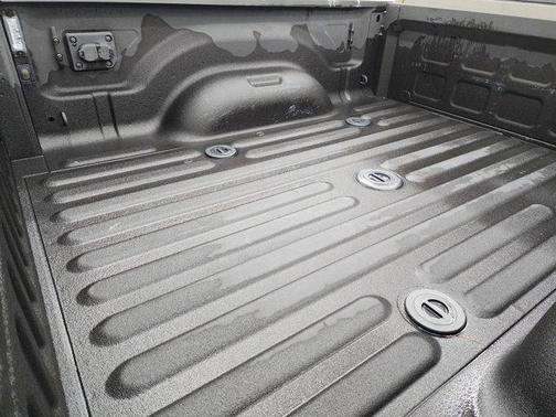 2020 RAM 2500 Big Horn Crew Cab 4X4 6'4' Box