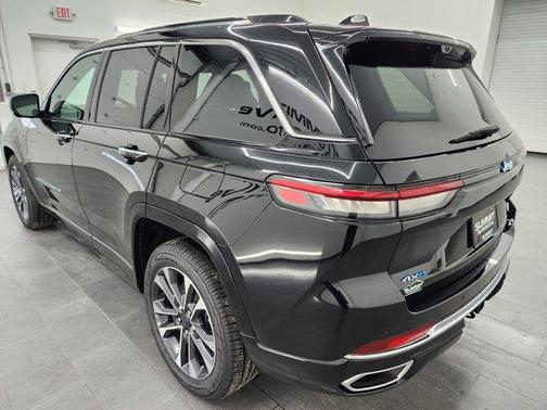 2023 Jeep Grand Cherokee 4xe Overland
