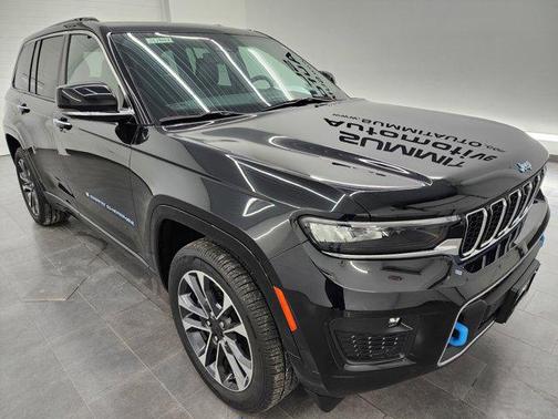 2023 Jeep Grand Cherokee 4xe Overland