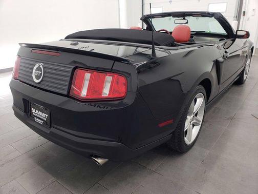 2010 Ford Mustang GT Premium