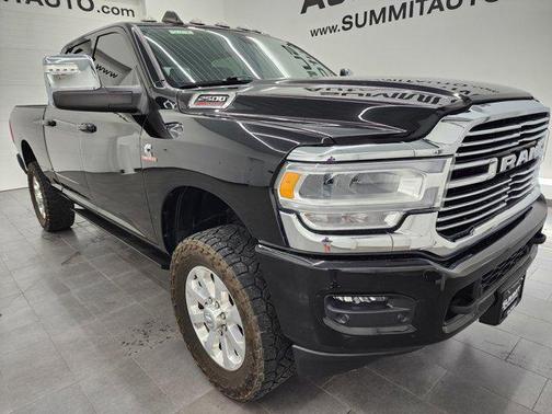 2023 RAM 2500 Laramie Crew Cab 4x4 6'4' Box