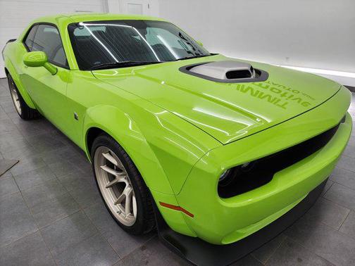 Sublime Metallic Clearcoat 2023 Dodge Challenger R/T Scat Pack Widebody