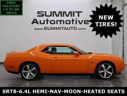 2014 Dodge Challenger SRT8