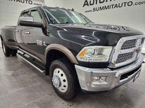 2018 RAM 3500 Laramie Crew Cab 4x4 8' Box