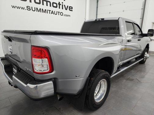 2023 RAM 3500 Big Horn Crew Cab 4x4 8' Box