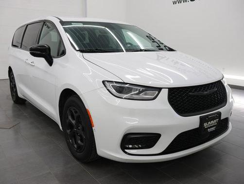 Bright White Clearcoat 2024 Chrysler Pacifica Hybrid S Appearance Pkg