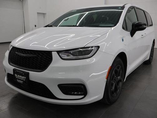 Bright White Clearcoat 2024 Chrysler Pacifica Hybrid S Appearance Pkg