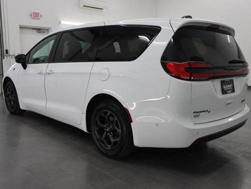 Bright White Clearcoat 2024 Chrysler Pacifica Hybrid S Appearance Pkg
