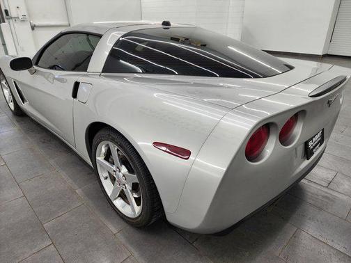 2005 Chevrolet Corvette Base