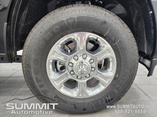 2025 RAM 3500 Big Horn Crew Cab 4x4 6'4' Box