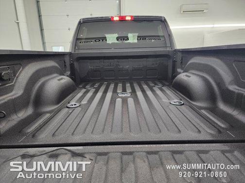 2025 RAM 3500 Big Horn Crew Cab 4x4 6'4' Box