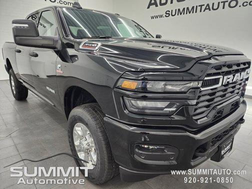 2025 RAM 3500 Big Horn Crew Cab 4x4 6'4' Box