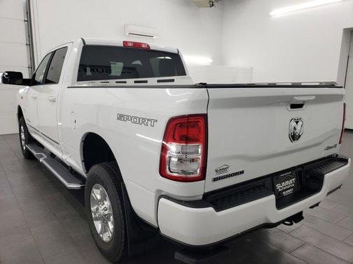 2022 RAM 2500 Big Horn Crew Cab 4x4 6'4' Box