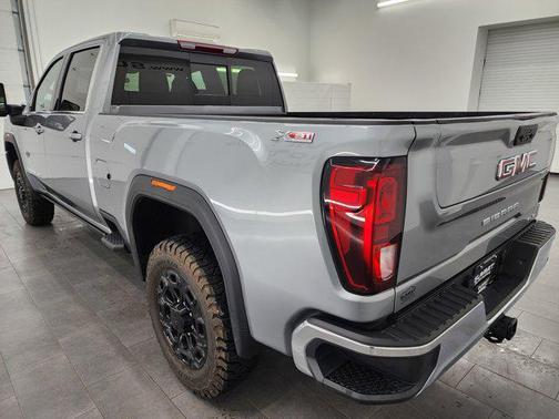 2024 GMC Sierra 2500 SLE