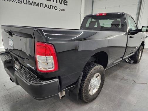 2022 RAM 2500 Tradesman Regular Cab 4x4 8' Box