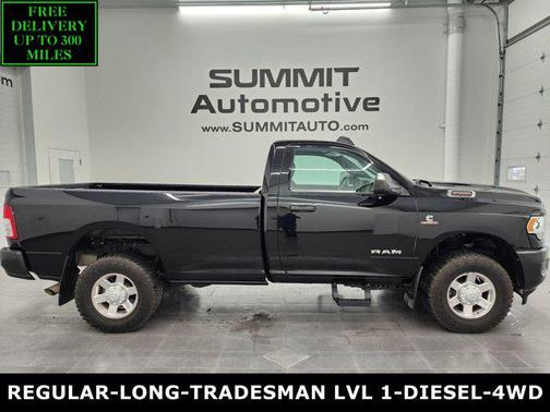 2022 RAM 2500 Tradesman Regular Cab 4x4 8' Box