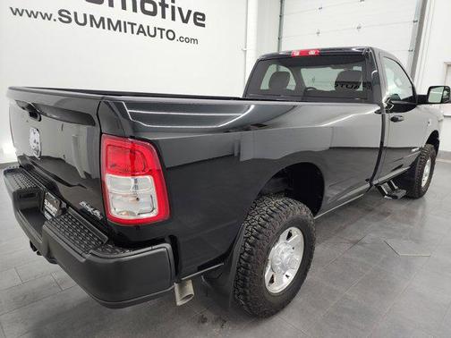 2022 RAM 2500 Tradesman Regular Cab 4x4 8' Box